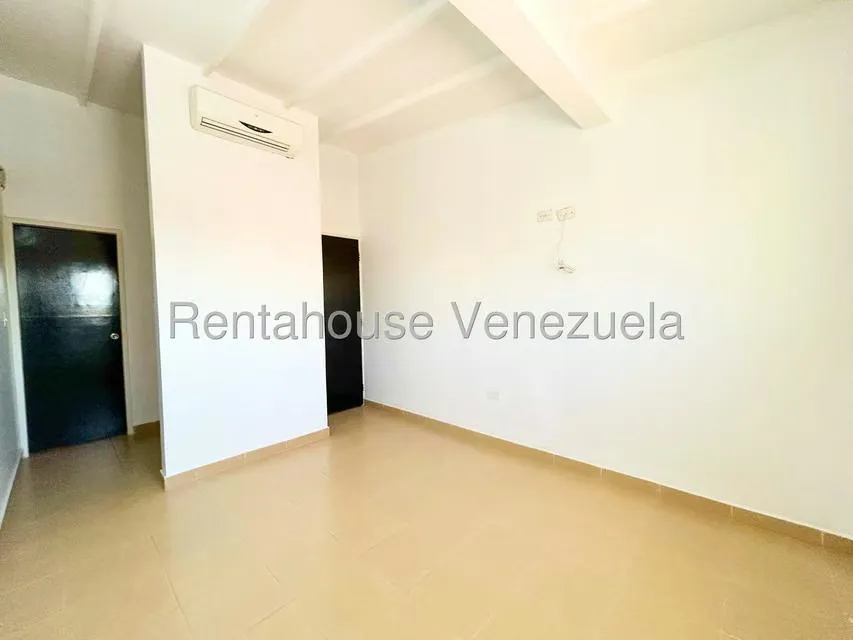 Casa (Duplex) en Venta en Trapiche Villas, Lara - 47