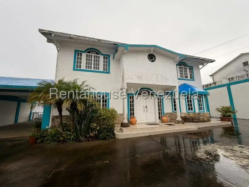 Casa (Multipes Niveles) en Venta en Club de Campo, Miranda