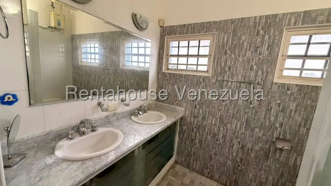 Casa (Multipes Niveles) en Venta en Club de Campo, Miranda - 20