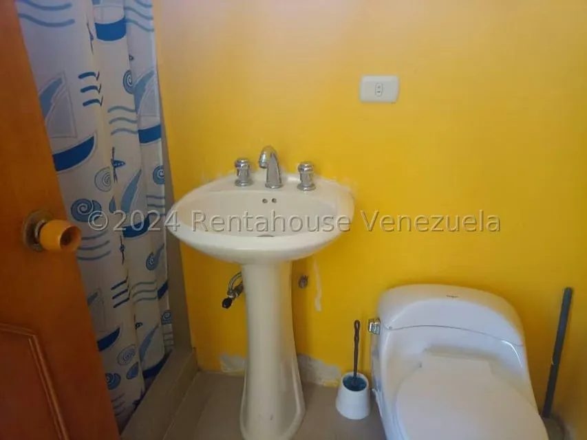 Apartamento (Multiples Niveles) en Venta en Agua Sal, Miranda - 26
