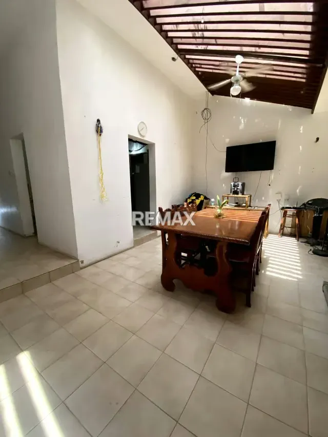 EN VENTA CASA URB LA TRINIDAD - 11