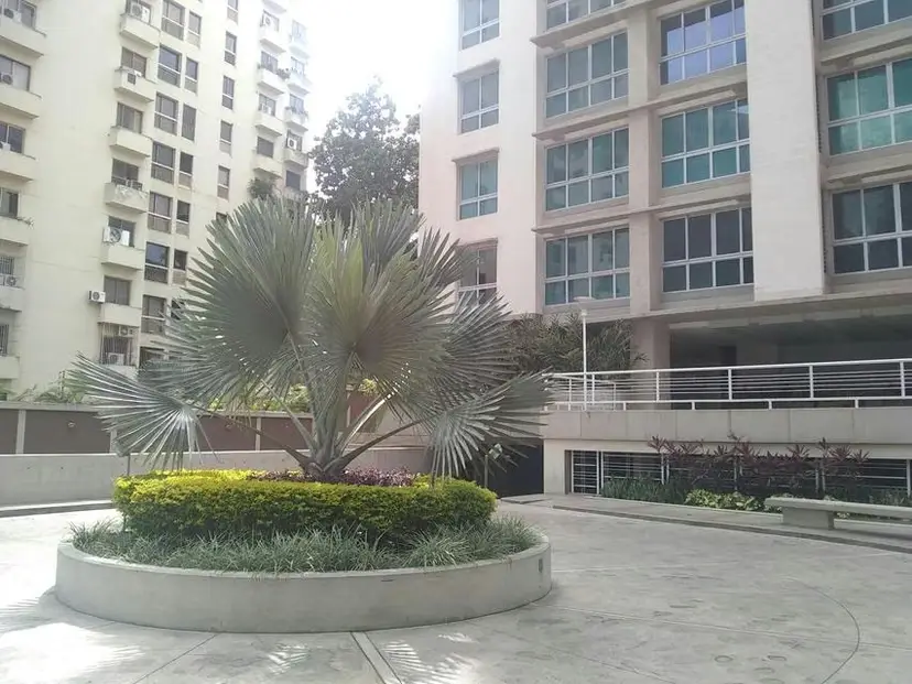 Apartamento (1 Nivel) en Alquiler en Campo Alegre, Distrito Metropolitano