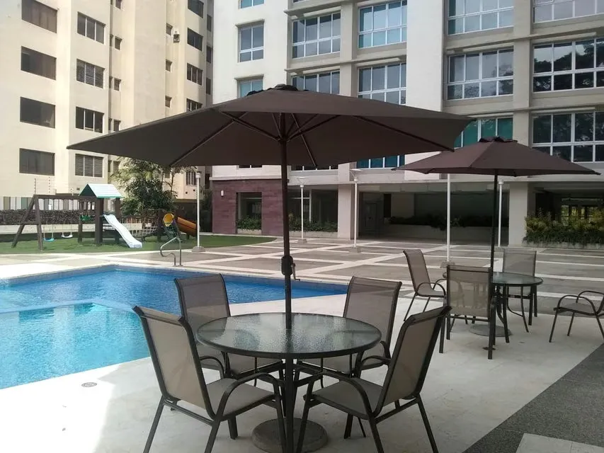 Apartamento (1 Nivel) en Alquiler en Campo Alegre, Distrito Metropolitano - 27