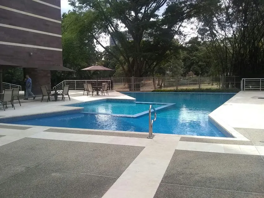 Apartamento (1 Nivel) en Alquiler en Campo Alegre, Distrito Metropolitano - 29