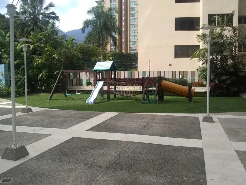 Apartamento (1 Nivel) en Alquiler en Campo Alegre, Distrito Metropolitano - 31