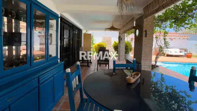 CASA QUINTA DE DOS NIVELES EN SABANA DE GUACUCO - 8