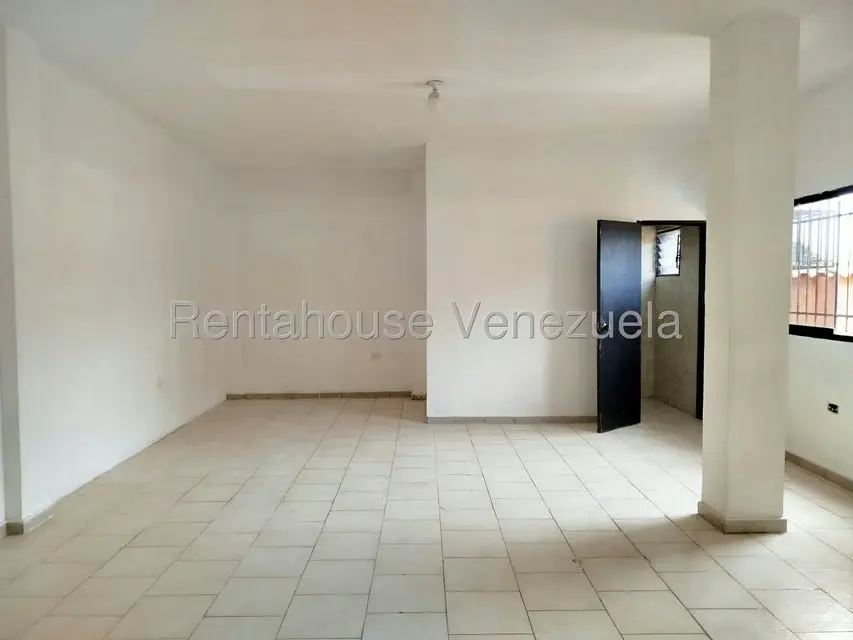 Local Comercial en Alquiler en Sabana Larga, Aragua - 4