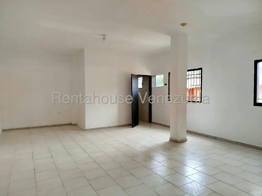 Local Comercial en Alquiler en Sabana Larga, Aragua - 5