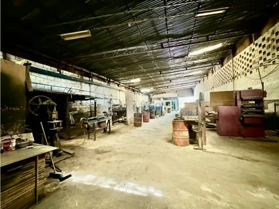 Se vende galpón 597m2 La Yaguara - 8
