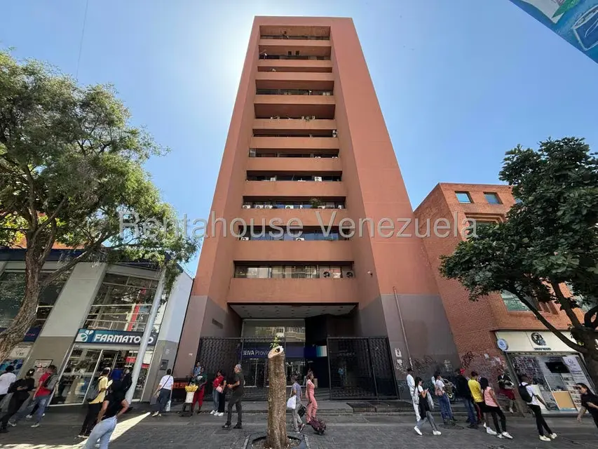 Oficina en Venta en Sabana Grande, Distrito Metropolitano - 2