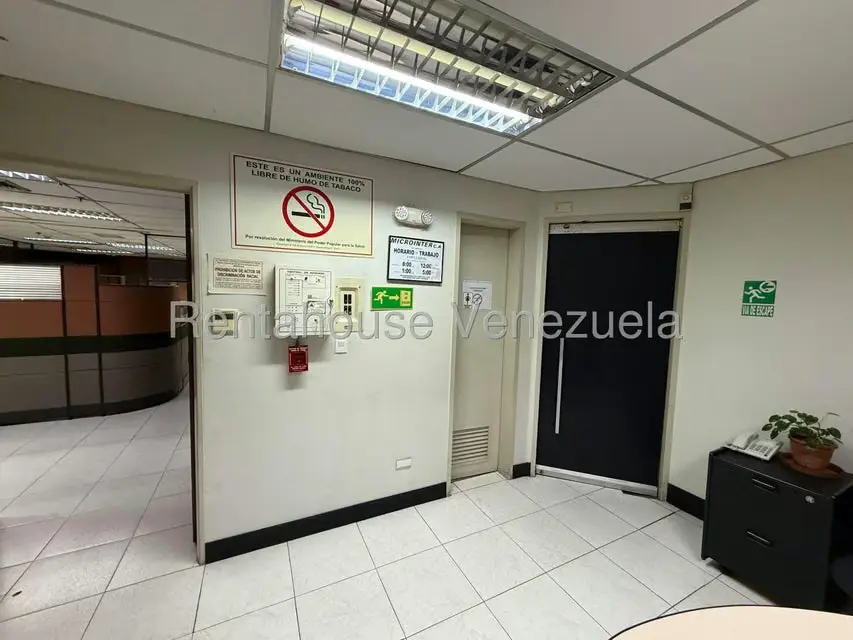 Oficina en Venta en Sabana Grande, Distrito Metropolitano - 26