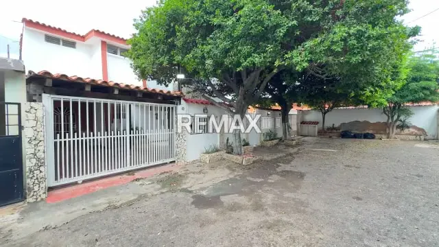 CASA QUINTA EN VILLA PROLONGACION LA LIMPIA - 2