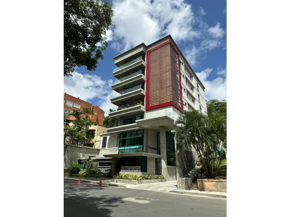 Se vende Apto 244,70m² 3h+s/3b+s/4p Los Naranjos de Las Mercedes