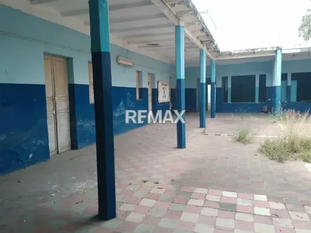SE ALQUILA EDIFICACIÓN EN EL CENTRO IDEAL PARA COLEGIO - 3