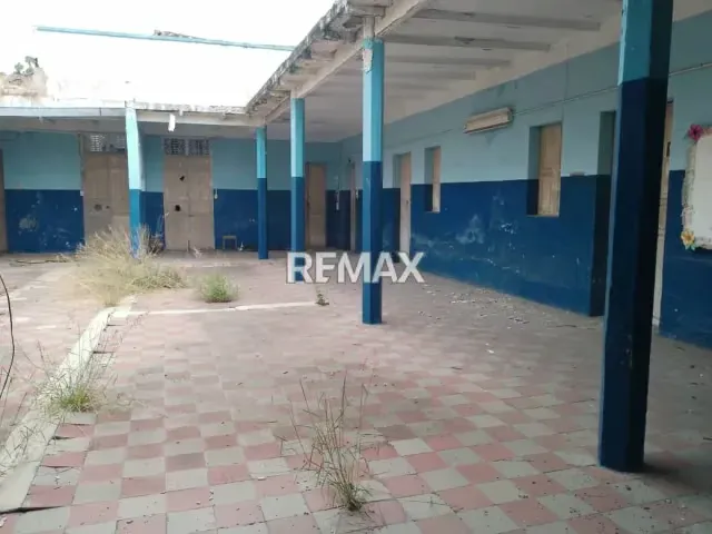 SE ALQUILA EDIFICACIÓN EN EL CENTRO IDEAL PARA COLEGIO - 5