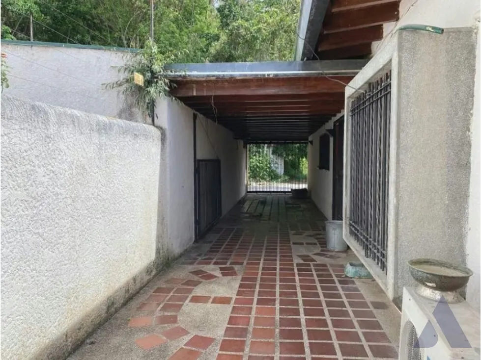 Vendo casa 241m2 La Lagunita 9912 - 33