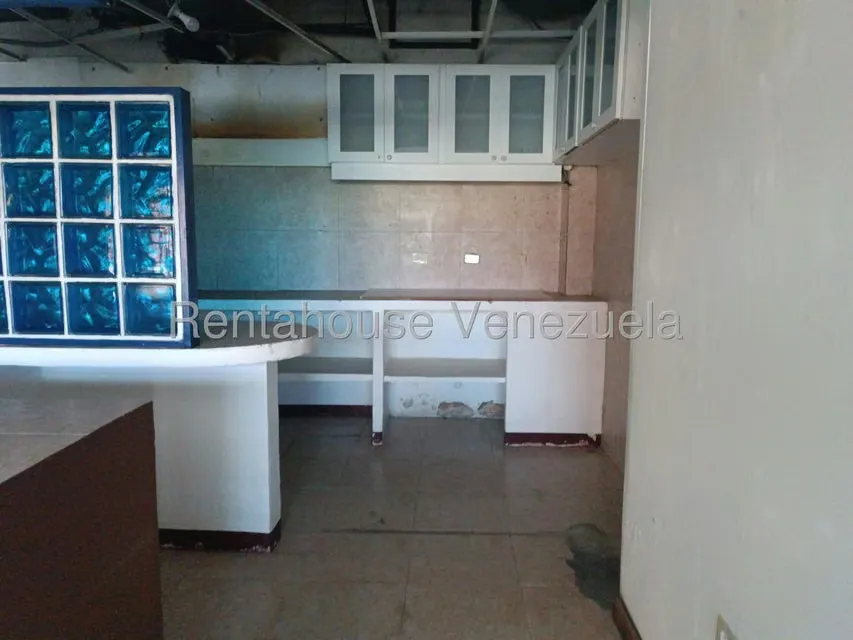 Local Comercial en Alquiler en El Tambor, Miranda - 8