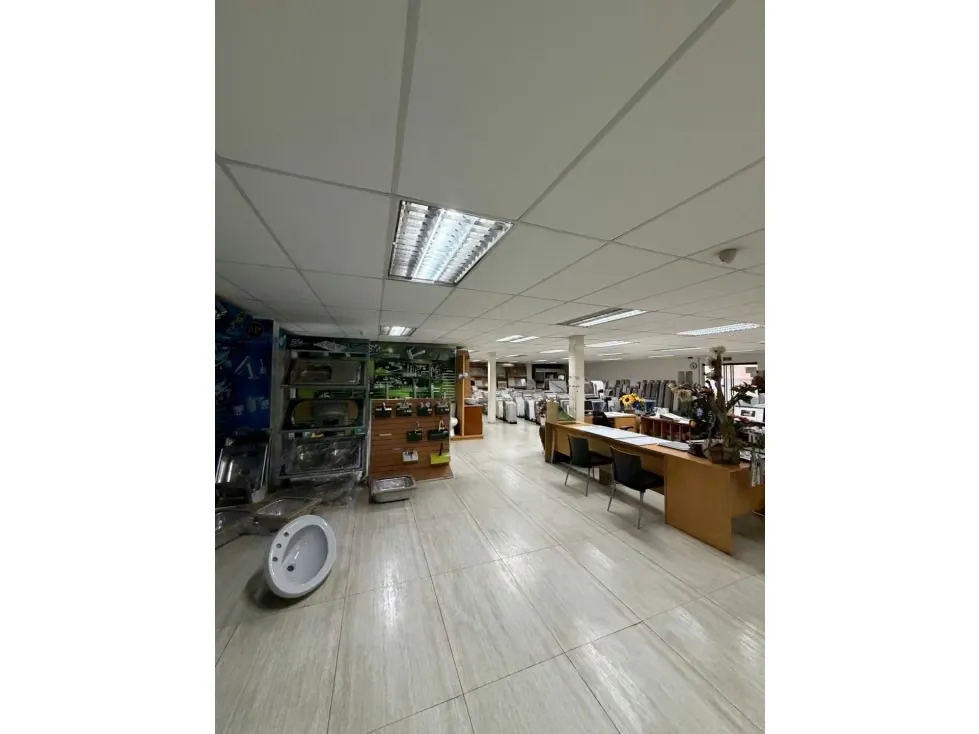 Vendo galpón 2950m2 Santa Rosalia - Nueva Granada 9863 - 5