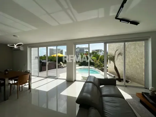 En venta espectacular Townhouse en Puerto Morrocoy de 240m2 - 12