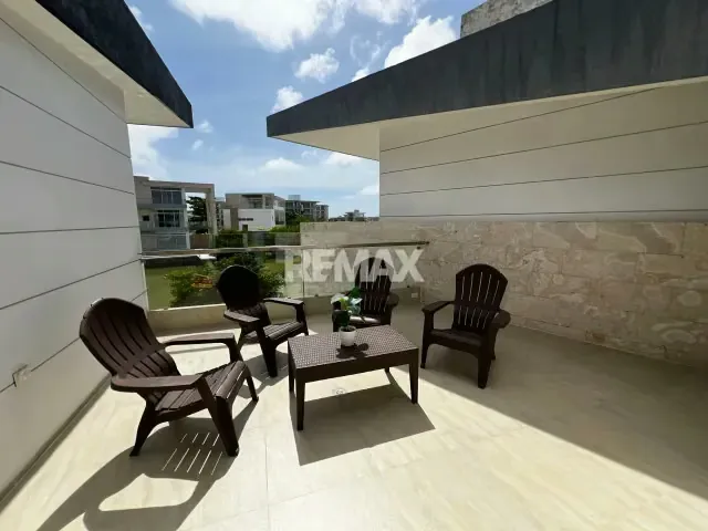 En venta espectacular Townhouse en Puerto Morrocoy de 240m2 - 18