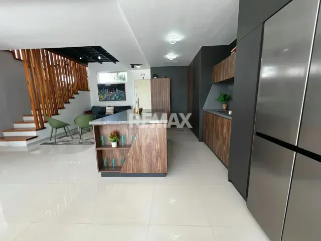 En venta espectacular Townhouse en Puerto Morrocoy de 240m2 - 7