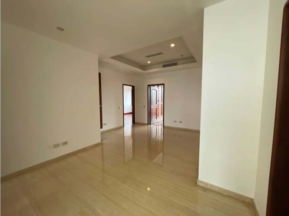 Vendo PH 587m2 5h/6b/6p Lomas de San Román 3253 - 5