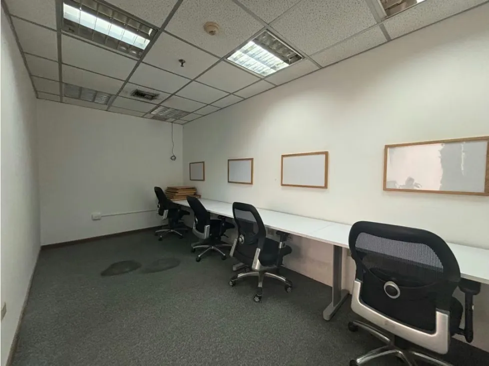 Se alquila oficina 286m2 Chacao - 3