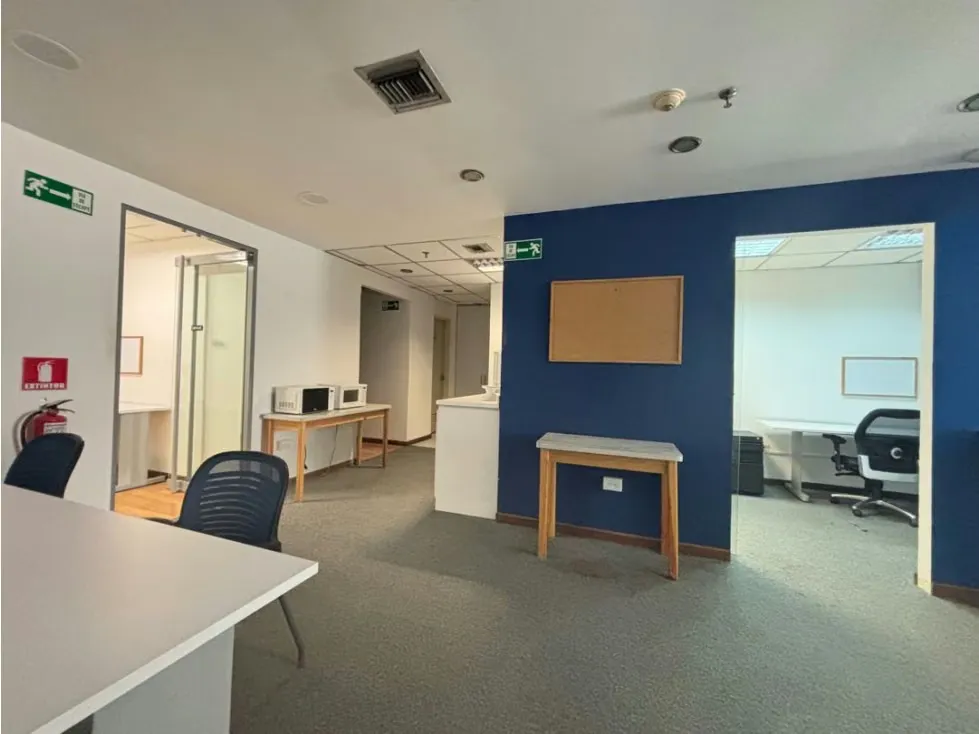 Se alquila oficina 286m2 Chacao - 7