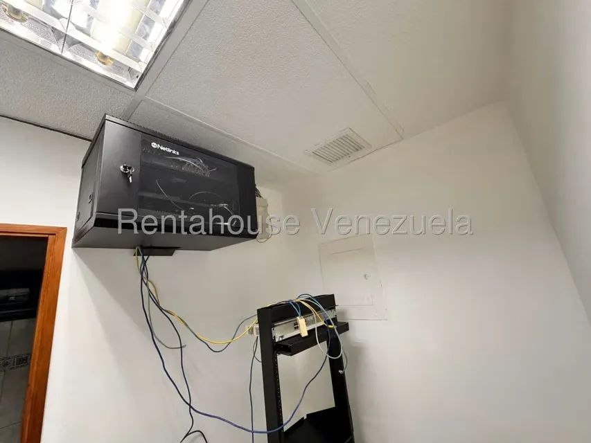 Oficina en Alquiler en Chacao, Distrito Metropolitano - 11