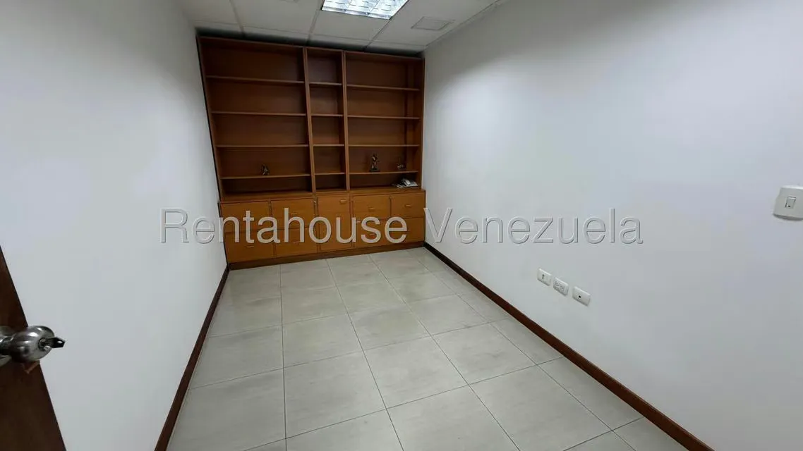 Oficina en Alquiler en Chacao, Distrito Metropolitano - 28