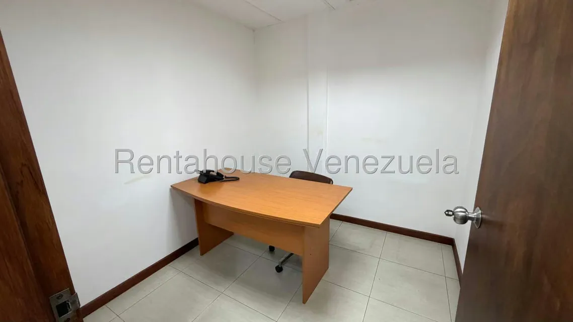 Oficina en Alquiler en Chacao, Distrito Metropolitano - 29