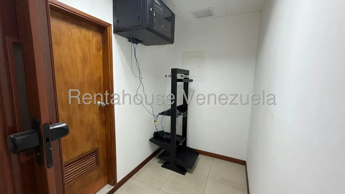 Oficina en Alquiler en Chacao, Distrito Metropolitano - 31