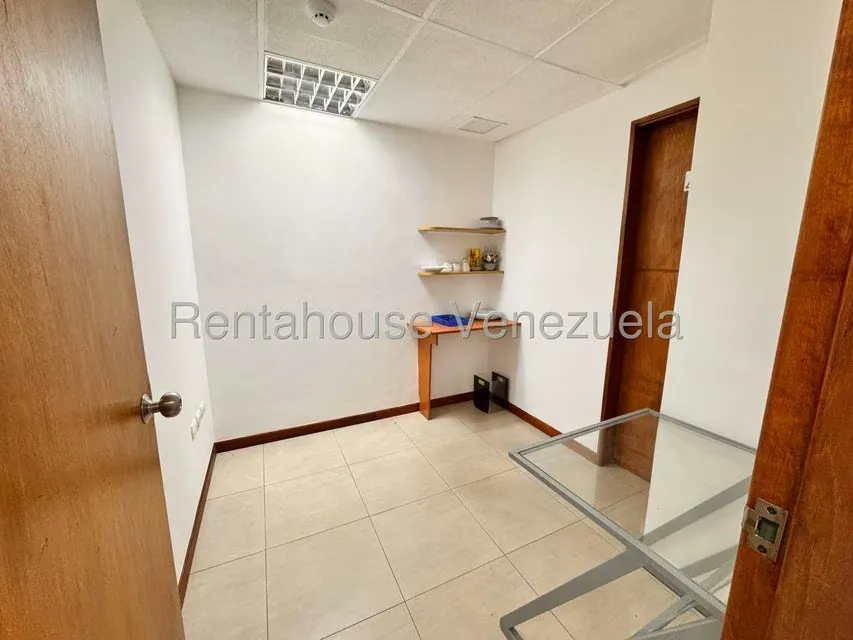 Oficina en Alquiler en Chacao, Distrito Metropolitano - 39