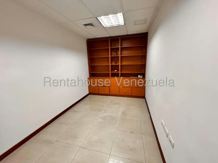 Oficina en Alquiler en Chacao, Distrito Metropolitano - 40