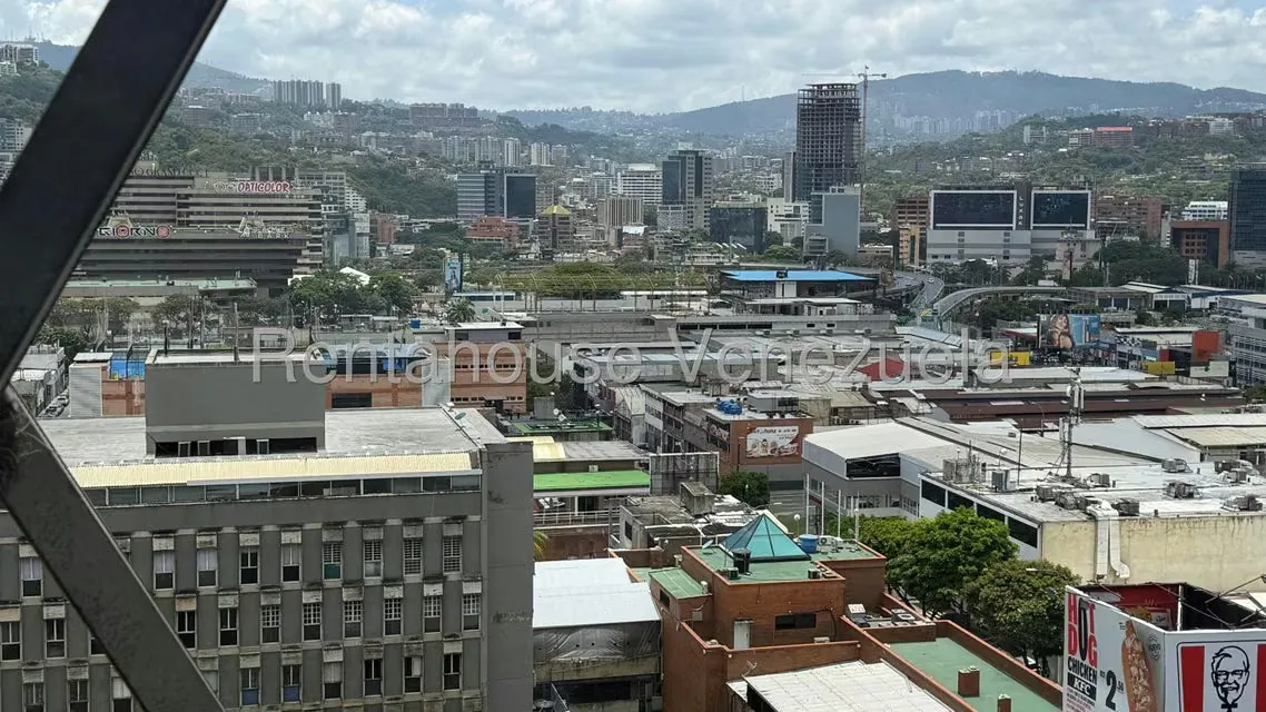 Oficina en Alquiler en Chacao, Distrito Metropolitano - 5