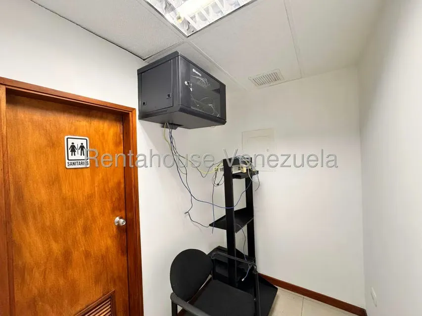 Oficina en Alquiler en Chacao, Distrito Metropolitano - 8