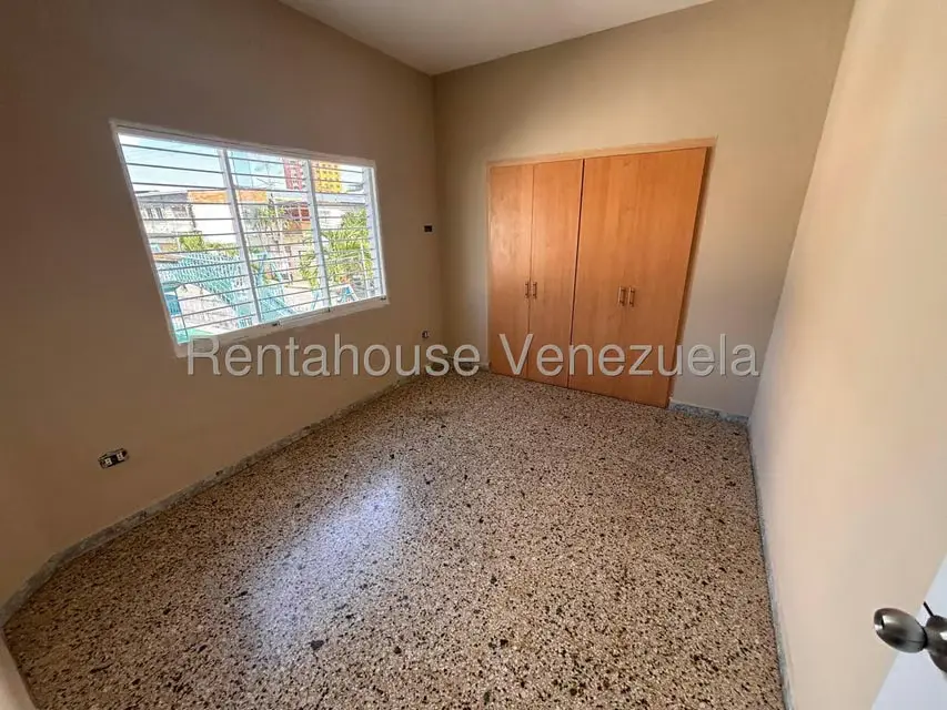 Casa (Multipes Niveles) en Alquiler en Zona Este, Lara - 14