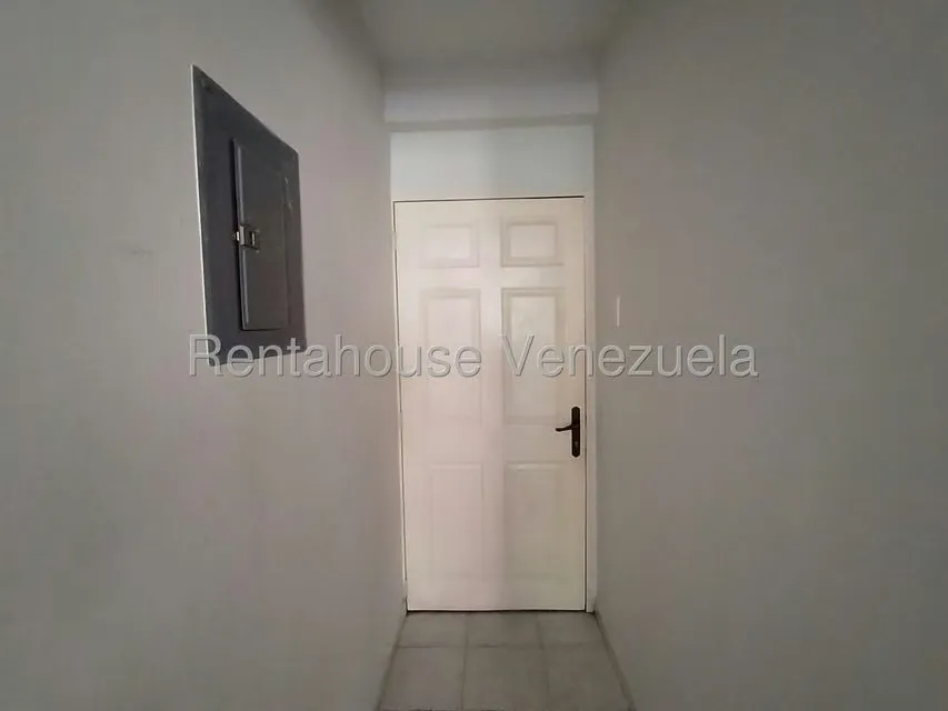 Apartamento (1 Nivel) en Venta en Las Chimeneas, Carabobo - 29