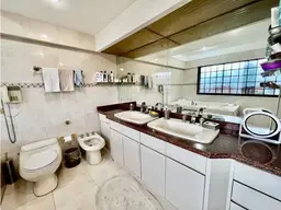 View 18
