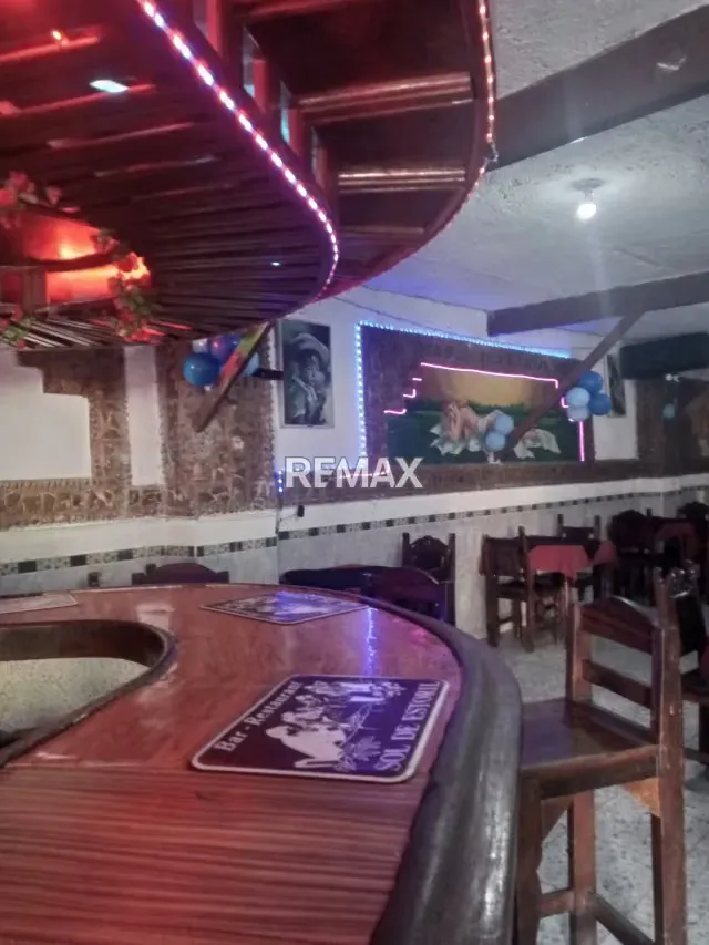 Local en Venta Bar Restaurante con Licencia de Licores Catedral Caracas - 9