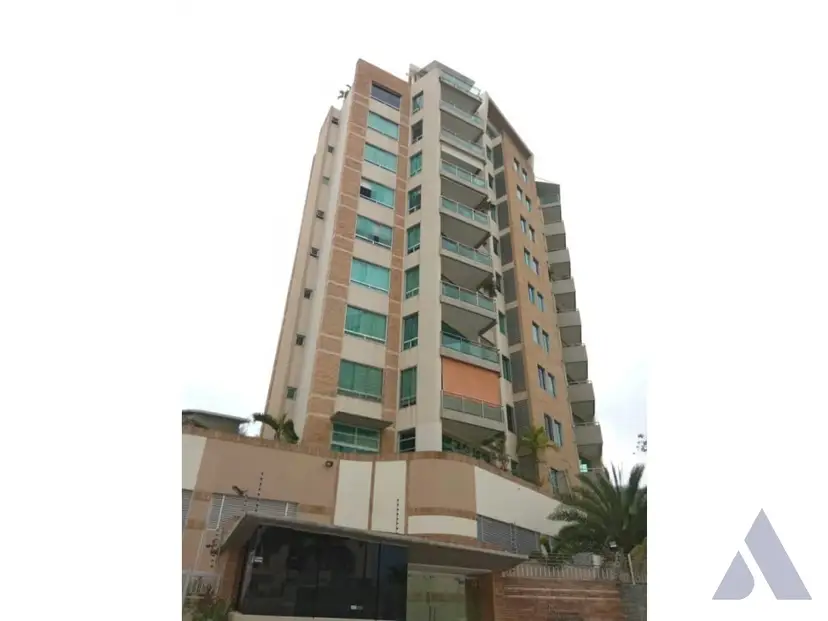 Alquilo apartamento 140m2 Las Mesetas Santa Rosa de Lima 8917