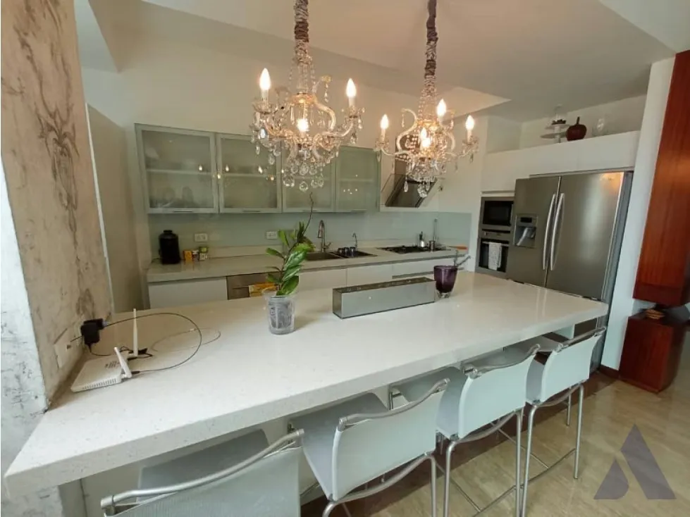 Alquilo apartamento 140m2 Las Mesetas Santa Rosa de Lima 8917 - 9
