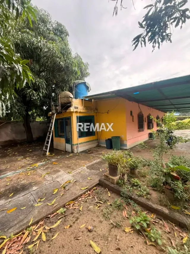 EN VENTA CASA EN SANTA RITA - 11