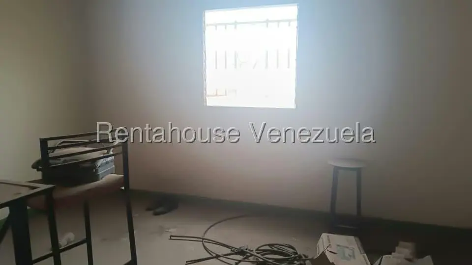 Comercial (Local Comercial) en Venta en Miraflores, Zulia - 3