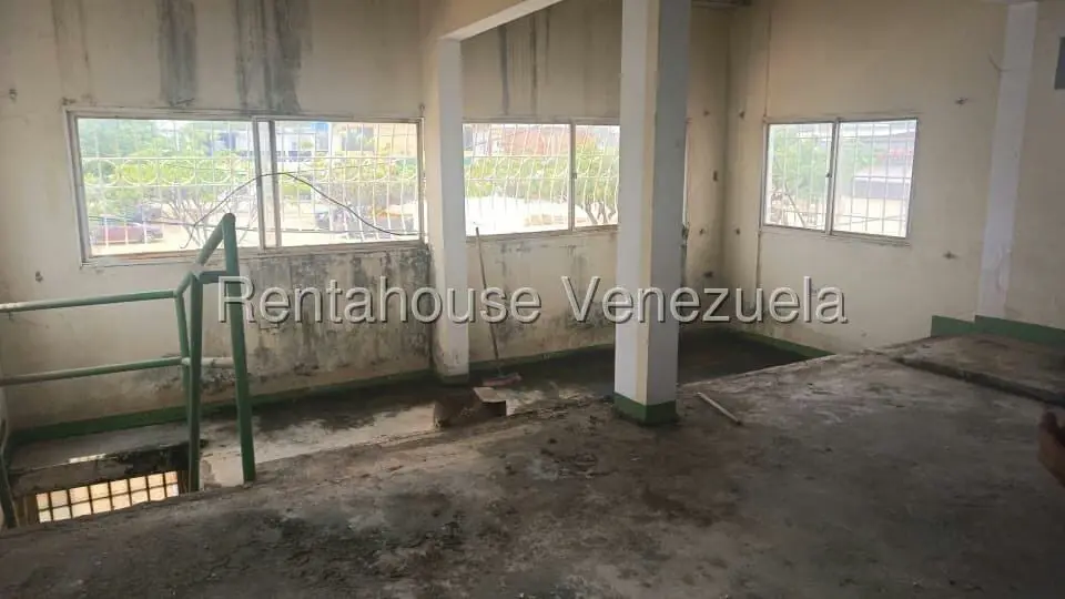 Comercial (Local Comercial) en Venta en Miraflores, Zulia - 4