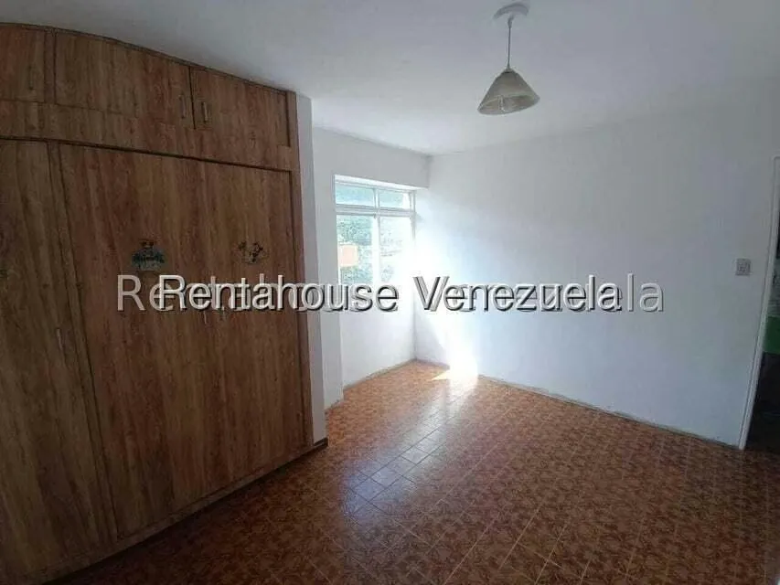 Apartamento (1 Nivel) en Venta en Montalban II, Distrito Metropolitano - 25