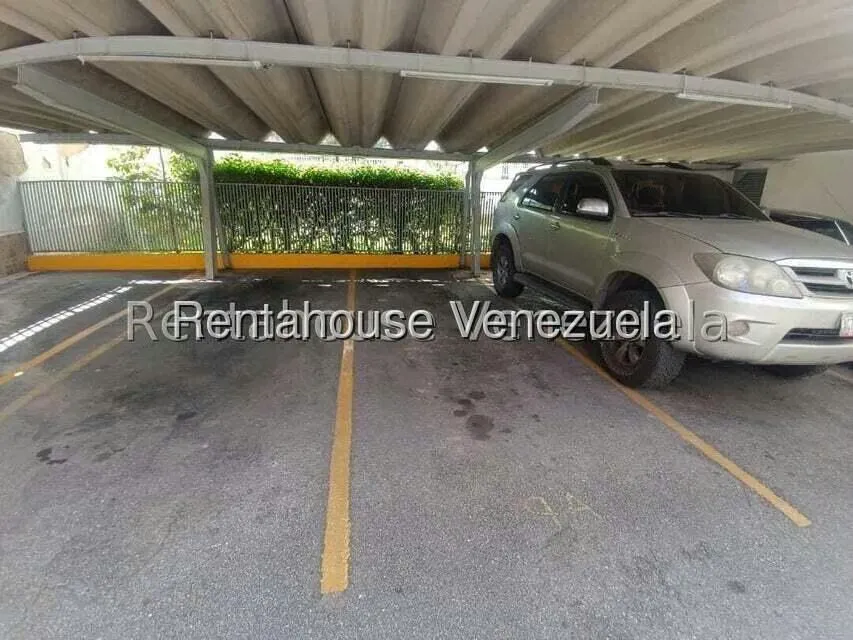 Apartamento (1 Nivel) en Venta en Montalban II, Distrito Metropolitano - 28