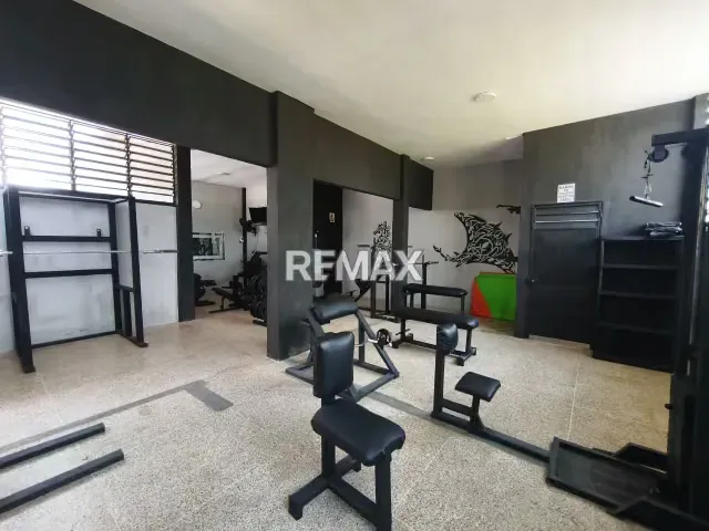CASA PARA REESTRUCTURAR URB. SAN MIGUEL - 4