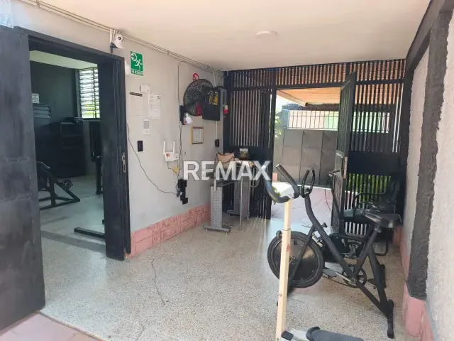 CASA PARA REESTRUCTURAR URB. SAN MIGUEL - 10