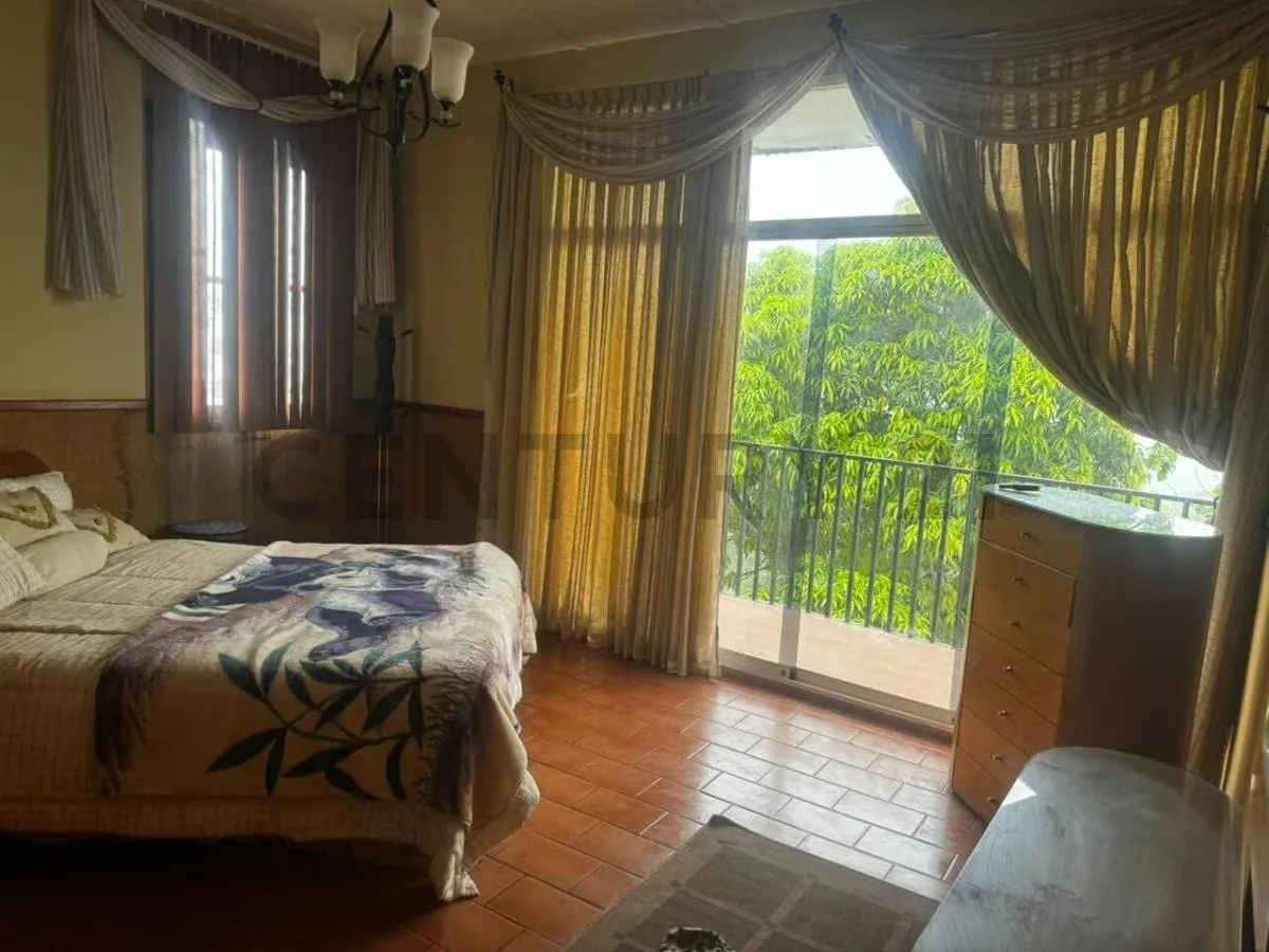 En Venta Espectacular casa en Los Altos de Santa Fe. - 17
